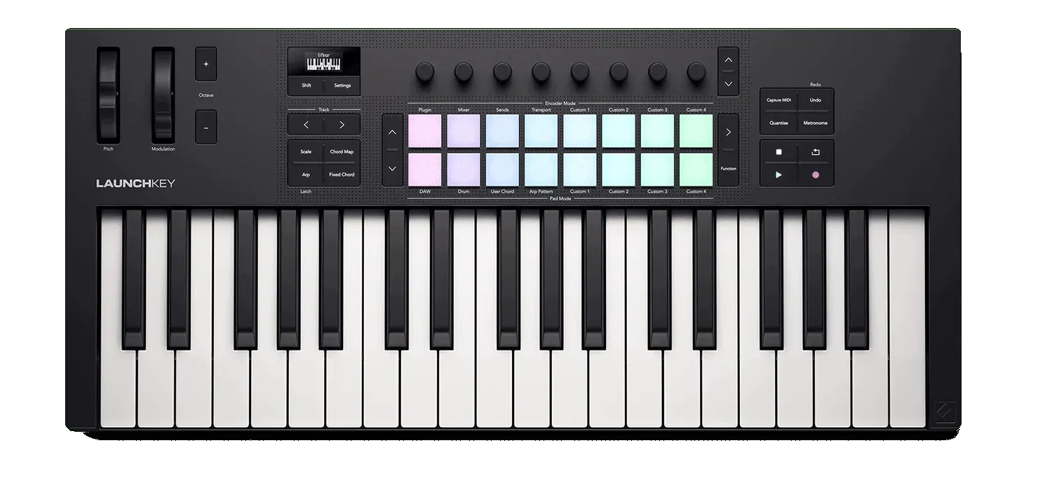 Vista superior del Novation Launchkey 37 MK4 con ruedas de pitch y modulación, pantalla de estado, encoders y 16 pads RGB, junto a las 37 teclas.