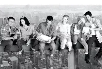 Logo de la serie Friends con el icónico sofá naranja